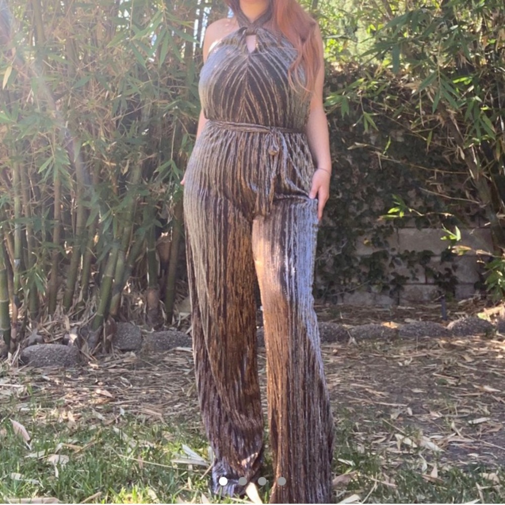 70’s retro style jumpsuit ❣️